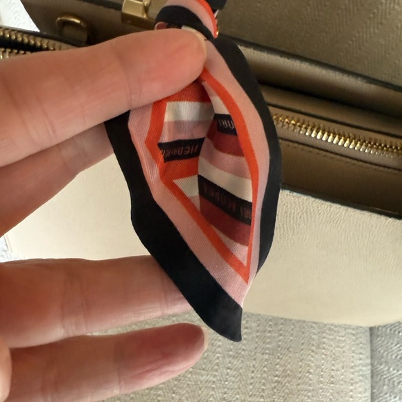 Henri Bendel Cream Satchel with Pink Scarf Accent - Picture 4 of 8